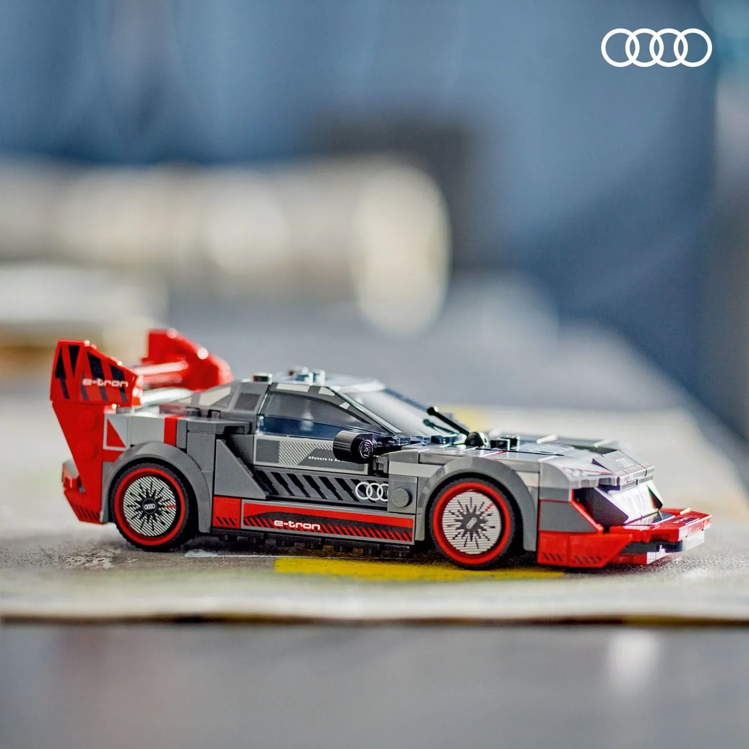 LEGO Speed Champions Audi S1 e-tron quattro Race Car